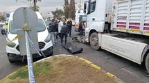 Şanlıurfa’da Tır ve Motosiklet Çarpıştı