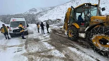 Siirt'te Kar Yağışı Nedeniyle Hastalar Kurtarıldı