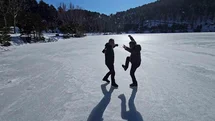 Bursa'da Buzlu Gölde Cesur Deneyim