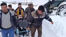 Ağrı'da Mahsur Kalan Hasta Kurtarıldı