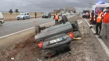 Konya’da otomobil devrildi: 6 kişi yaralandı