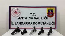 Alanya’da Ruhsatsız Silah Ele Geçirildi