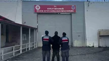 Hırsızlık Suçundan Aranan Şahıs Yakalandı