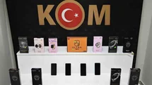 Kırşehir'de Gümrük Kaçağı Telefonlar Ele Geçirildi