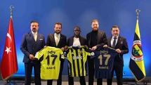 N’Golo Kante Fenerbahçe'de Resmen İmza Attı