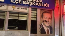 Balıkesir'de AK Parti Binasına Saldırı