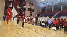 Niğde'de Basketbol Yarı Final Müsabakaları