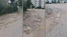 Mezitli’de " Yol" İsyanı: Tece Sağlık Ocağı Caddesi Perişan Halde!