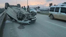 Hatay'da Takla Atan Araçta 3 Yaralı