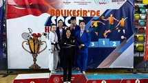 Balıkesir Büyükşehir’in sporcuları güreş ve judoda 18 madalya topladı