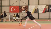 Aydın'da Tenis Müsabakaları Yapıldı