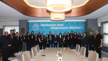 Nilüfer’in Şampiyon Kızları Kupalarını Getirdi