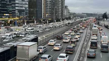 İstanbul'da Trafik Yoğunluğu Yükseldi