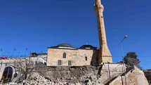 Nevşehir'de Tarihi Cami Çöktü
