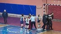 Aydın'da Voleybol Maçında Taraftar Olaya Karıştı