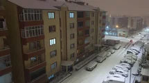 Erzurum'da Kar Yağışı Nedeniyle Eğitime Ara Verildi