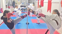 Bilecik'te Karate Eğitimleri Devam Ediyor