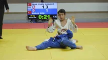 Karaman’da Okul Sporları Yıldızlar Judo Türkiye Birinciliği heyecanı başladı