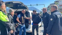 Antalya’da Ehliyetsiz Sürücü Yakalandı