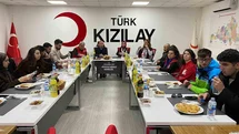 Kızılay'dan Üniversite Öğrencilerine İftar Sofrası