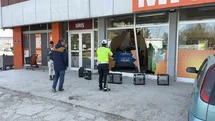 Eskişehir'de Süpermarkete Otomobil Girişi