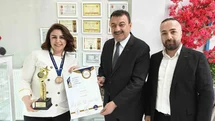 Kayseri'den Pasta Şefi Yunanistan'da Altın Madalya Kazandı