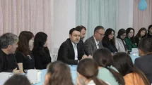 Vali Musa Işın, Necip Fazıl Kısakürek Anadolu Lisesi’nde öğrencilerle iftar yaptı