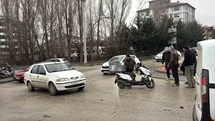 Bolu'da Motosiklet ve Otomobil Çarpıştı