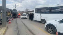Eskişehir'de Tramvay Raydan Çıktı