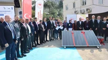 Adana’da konargöçer kadınlara taşınabilir enerji desteği