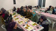 Bu köyde Ramazan boyunca yemeklere kadın eli değmiyor