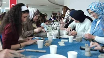 Tokatlı kadınlar kil atöyesine girip hünerlerini sergiledi