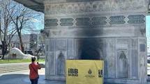 300 yıllık Tophane Çeşmesi ateş yakılması sonucu zarar gördü