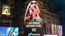Aslıgül Atasagun New York'ta I AM Kampanyasında