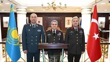 Genelkurmay Başkanı Bayraktaroğlu Kazakistan'ı Ağırladı