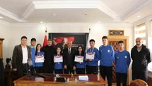 Başkan Çelebi bölge birincisi floor curling takımını kabul etti