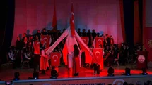 Liselilerden "Korkma, Gençliğin Ruhu Burada" gösterisi