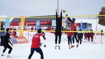 Erciyes'te Kar Voleybolu Turnuvası