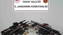 Tokat merkezli operasyonda çok sayıda silah ve mühimmat ele geçirildi