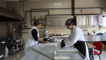 Olgunlaşma Enstitüsünde bayram için alınan tatlı siparişleri doğal malzemelerle hazırlanıyor