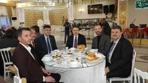 Vali Musa Işın ve il protokol üyeleri muhtarlarla iftarda buluştu