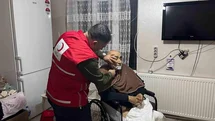 Türk Kızılay'dan Yaşlılara Kuaför Hizmeti