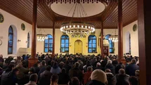 Kocaeli'de 700 Yıllık Orhan Camii'nde Bayram Coşkusu