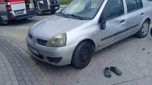 Dönüş yasağına uymayan otomobile motosiklet çarptı: 2 yaralı