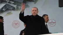 Cumhurbaşkanı Erdoğan: "Etrafımızda füzeler uçuşuyor ama ana muhalefetin umurunda bile değil"