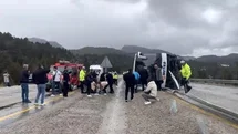Konya'da Yolcu Otobüsü Devrildi