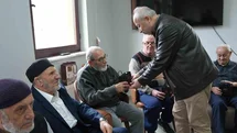 Düzce Belediyesi yaşlıları yine unutmadı
