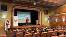 Bayındır’da öğrencilere "Gençlik Güvenli Gelecek" konferansı verildi