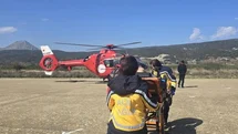 Gökçeada'da Hasta Helikopterle Sevk Edildi
