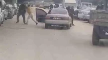 Bursa'da Yol Ortasında Kavga Görüntülendi
